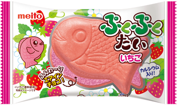 Wafelek Puku Puku Tai Strawberry Choco Crisp o smaku truskawkowym 16,5g - Meito