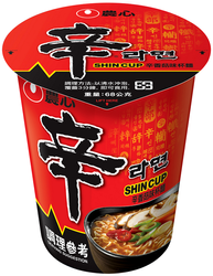 Zupa makaronowa Shin Ramyun w kubku, ostra 68g - Nongshim