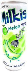 Milkis, mleczny napój gazowany o smaku melona z witaminami 250ml - LOTTE