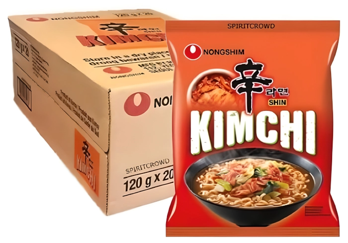 Zupa makaronowa Shin Kimchi Ramyun, ostra 20 x 120g (cały karton) - Nongshim